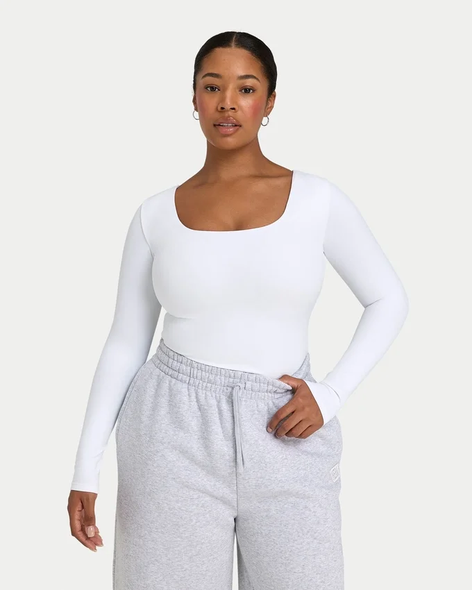 Damen-Basics: Dual-Wear-Langarm-Oberteil – Weiß Damen-Basics: Dual-Wear-Langarm-Oberteil – Weiß