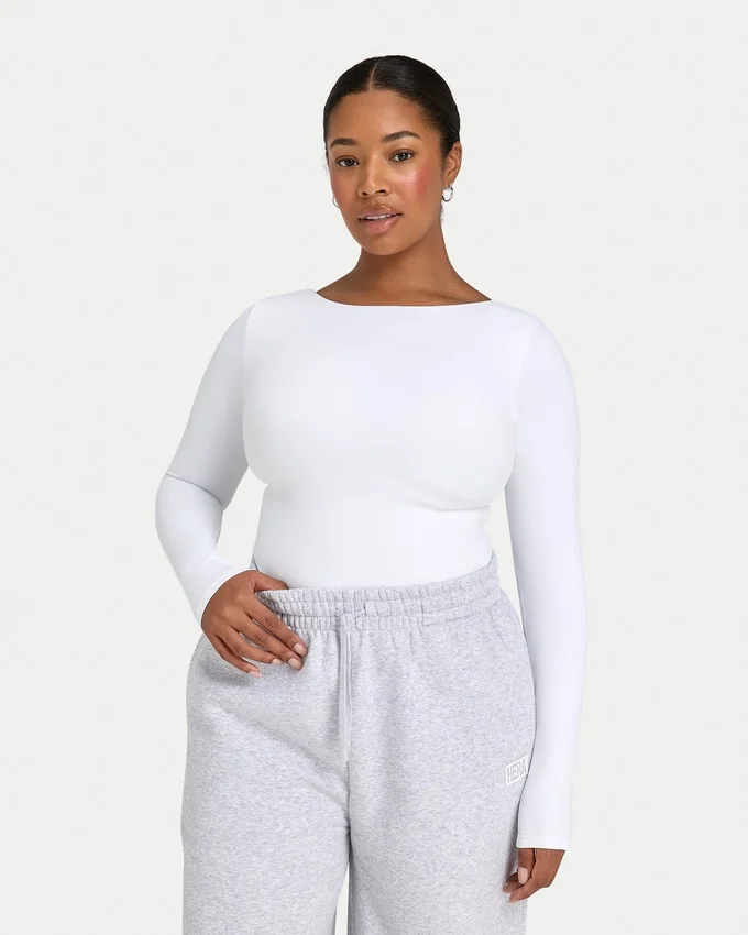 Damen-Basics: Dual-Wear-Langarm-Oberteil – Weiß Damen-Basics: Dual-Wear-Langarm-Oberteil – Weiß