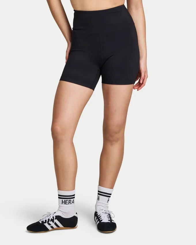 Damen-Basics – Shorts Damen-Basics – Shorts