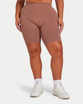 Damen-Basisshorts – Acorn Brown