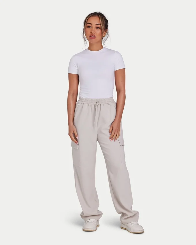 Damen-Cargohosen | Studio Cargo-Hose – Stone Damen-Cargohosen | Studio Cargo-Hose – Stone