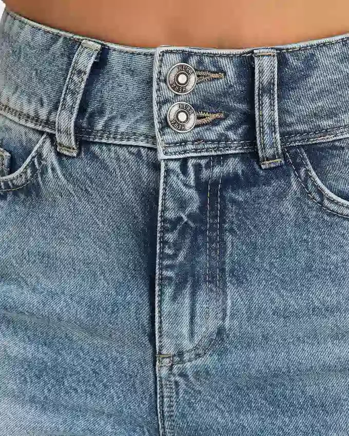 Damen-Denim-Jeans mit weitem Bein – Mid-Wash Damen-Denim-Jeans mit weitem Bein – Mid-Wash