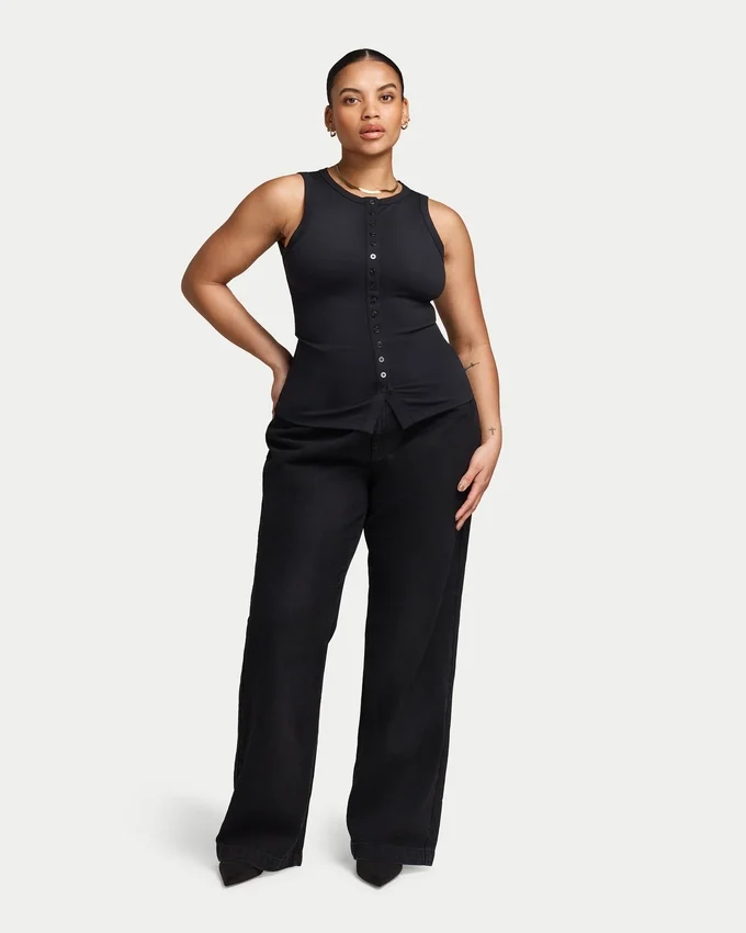 Damen-Essentials-Oberteil mit Knöpfen Damen-Essentials-Oberteil mit Knöpfen
