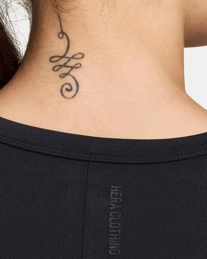 Damen-Essentials-Oberteil mit Knöpfen Damen-Essentials-Oberteil mit Knöpfen