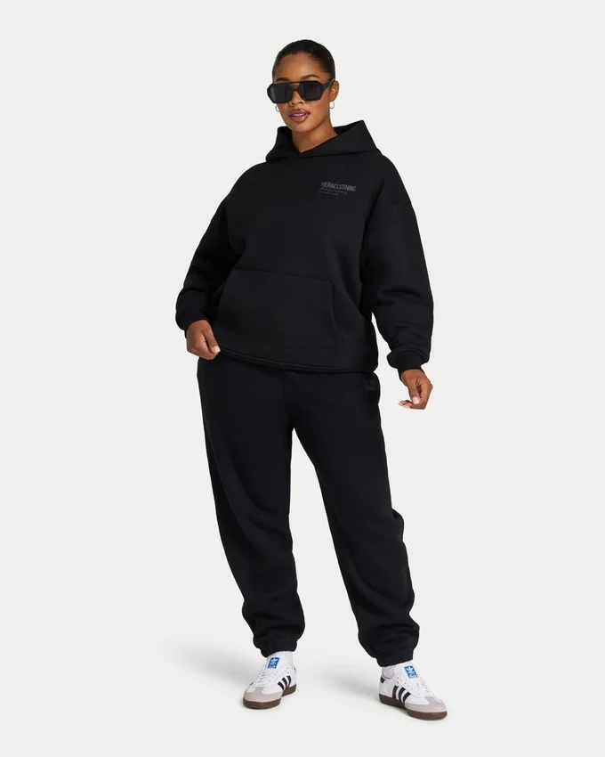 Damen-Hoodie „Club ’15“ in Oversize-Passform Damen-Hoodie „Club ’15“ in Oversize-Passform