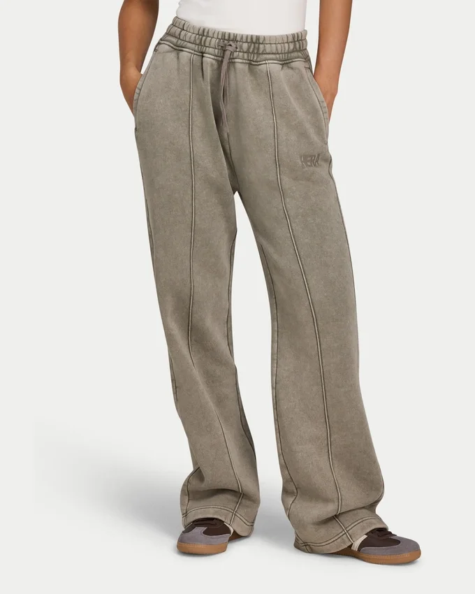 Damen-Jogginghose „Collective“ mit geradem Bein Damen-Jogginghose „Collective“ mit geradem Bein