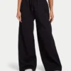 Damen-Jogginghose „Collective“ mit weitem Bein – schwarz Damen-Jogginghose „Collective“ mit weitem Bein – schwarz