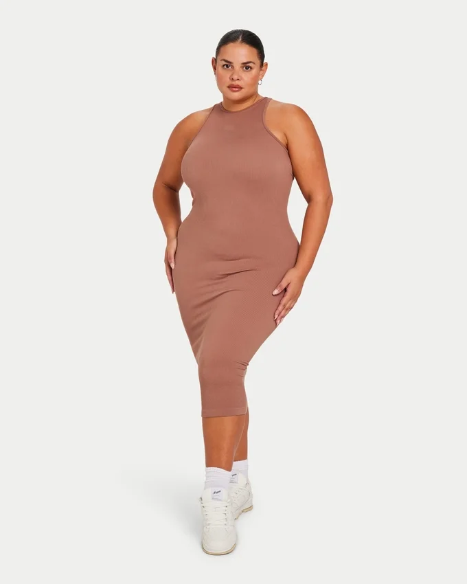 Damen-Midi-Kleid „Base Racer“ – Eichelbraun Damen-Midi-Kleid „Base Racer“ – Eichelbraun