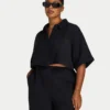 Damen-Resort-Crop-Shirt – schwarz Damen-Resort-Crop-Shirt – schwarz