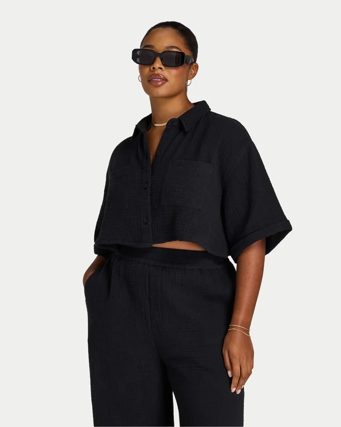 Damen-Resort-Crop-Shirt – schwarz Damen-Resort-Crop-Shirt – schwarz