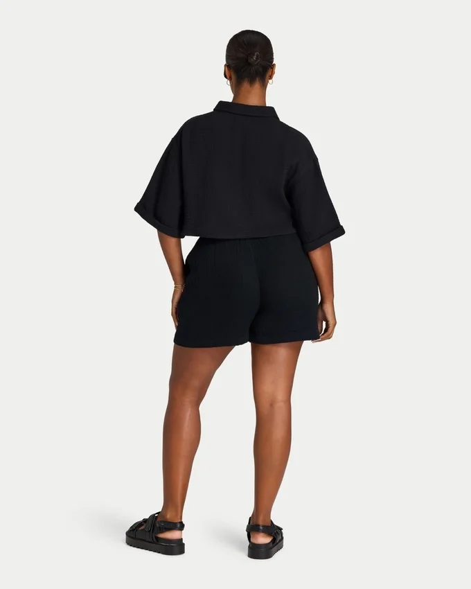 Damen-Resort-Crop-Shirt – schwarz Damen-Resort-Crop-Shirt – schwarz