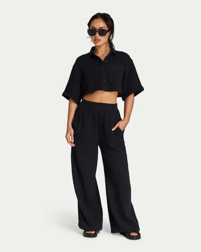Damen-Resort-Crop-Shirt – schwarz Damen-Resort-Crop-Shirt – schwarz