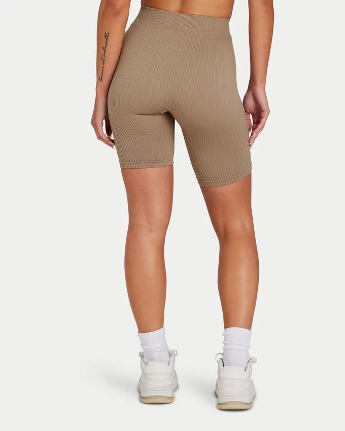 Damen-Shorts „Base“ – Graugrün Damen-Shorts „Base“ – Graugrün