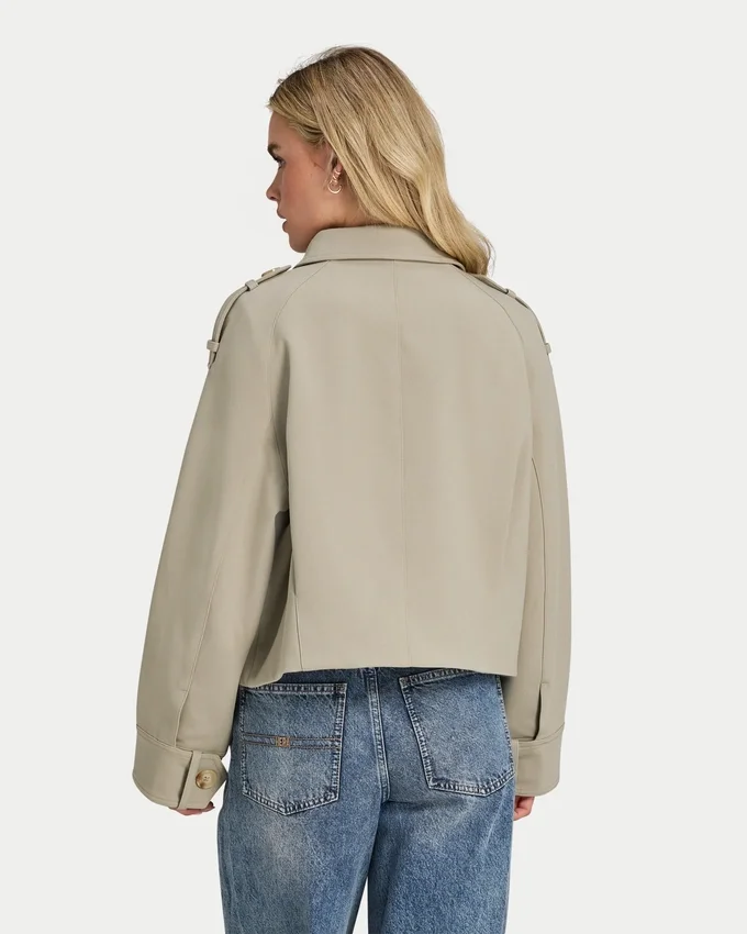 Damen-Studio-Jacke mit Kragen Damen-Studio-Jacke mit Kragen