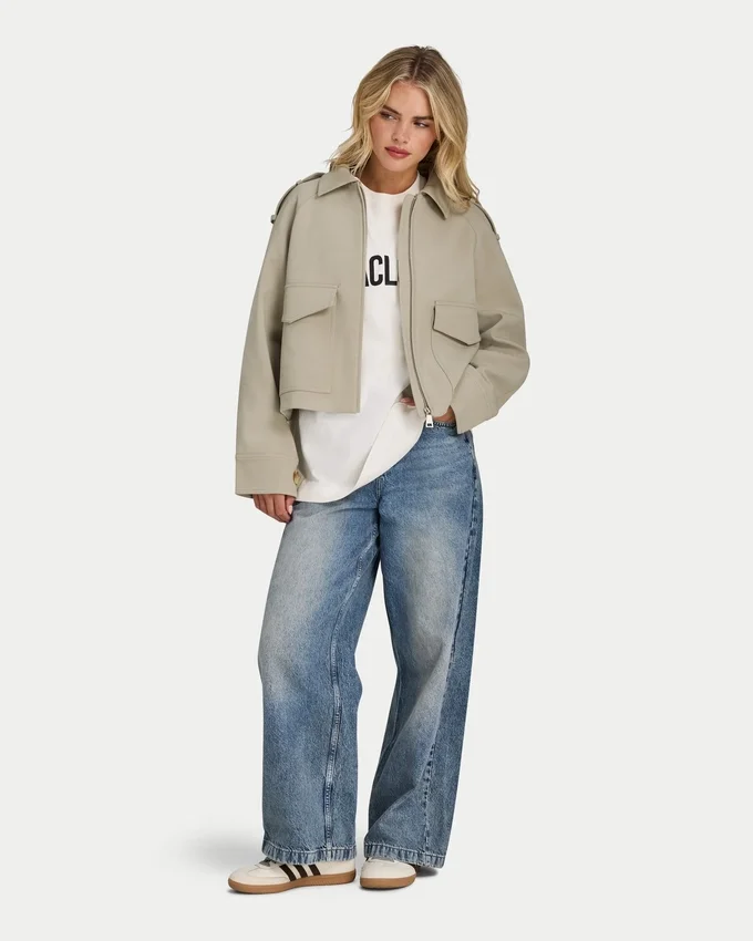 Damen-Studio-Jacke mit Kragen Damen-Studio-Jacke mit Kragen