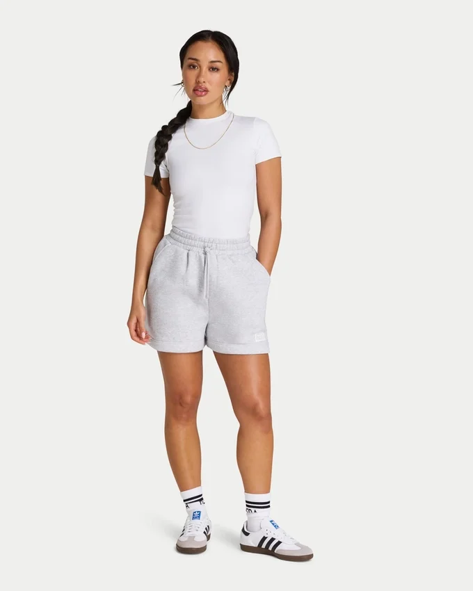 Damen-Sweatshorts „The Collective“ Damen-Sweatshorts „The Collective“