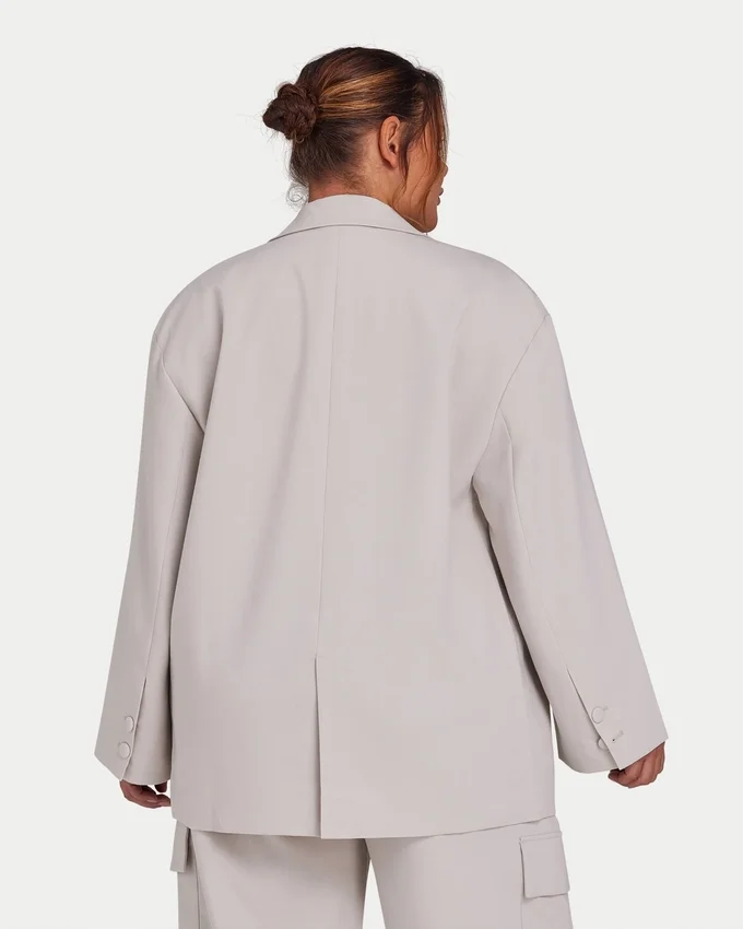 Damenblazer | Oversized-Studio-Blazer – Stone Damenblazer | Oversized-Studio-Blazer – Stone
