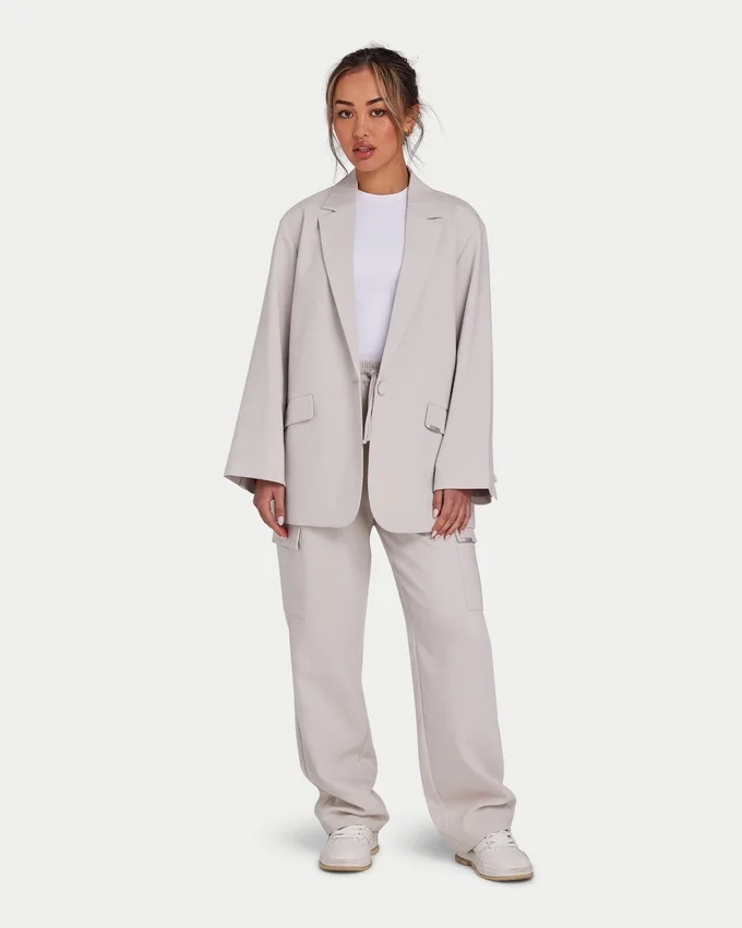 Damenblazer | Oversized-Studio-Blazer – Stone Damenblazer | Oversized-Studio-Blazer – Stone