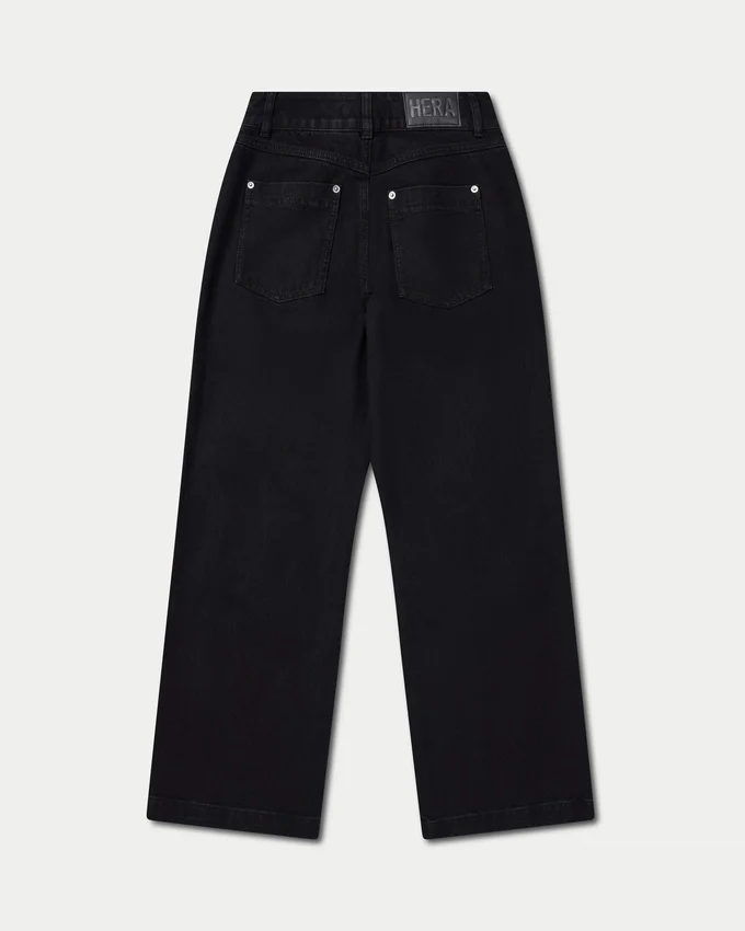 Damenjeans mit geradem Bein Damenjeans mit geradem Bein