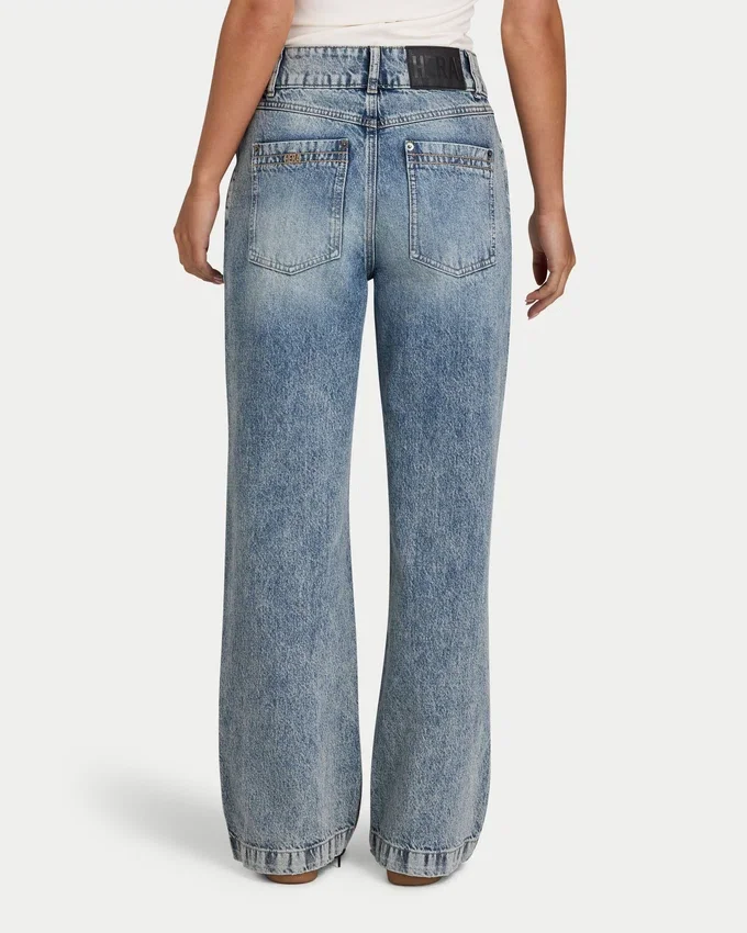 Damenjeans mit geradem Bein Damenjeans mit geradem Bein