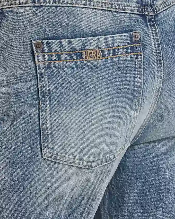 Damenjeans mit geradem Bein Damenjeans mit geradem Bein