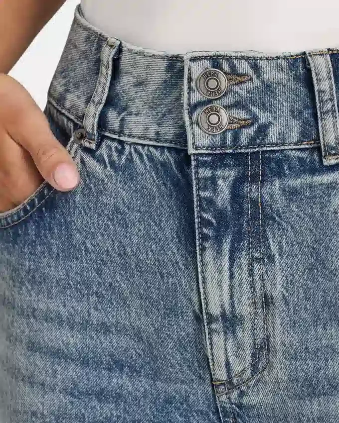 Damenjeans mit geradem Bein Damenjeans mit geradem Bein