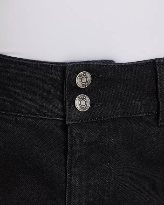 Damenjeans mit geradem Bein Damenjeans mit geradem Bein