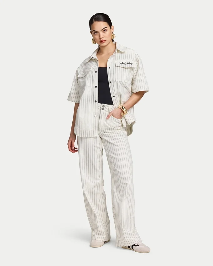 Damenjeans mit Weite Jeans Damenjeans mit Weite Jeans