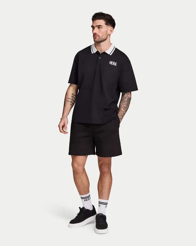 Ein unverzichtbares Oversize-Polo-T-Shirt für Herren Ein unverzichtbares Oversize-Polo-T-Shirt für Herren