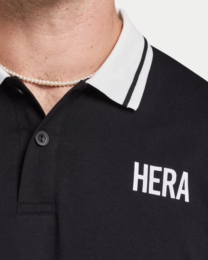 Ein unverzichtbares Oversize-Polo-T-Shirt für Herren Ein unverzichtbares Oversize-Polo-T-Shirt für Herren