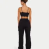 Essential Crop-Top für Damen – schwarz Essential Crop-Top für Damen – schwarz