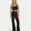 Essential Flared Leggings für Damen Essential Flared Leggings für Damen