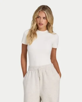 Essential-T-Shirt für Damen