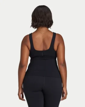 Essential Tank für Damen