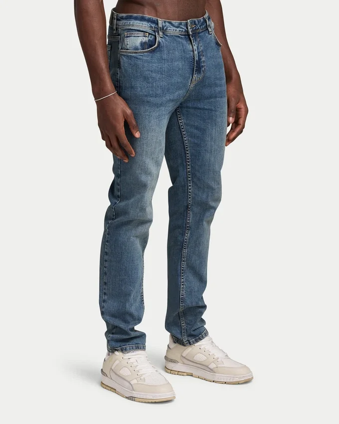 Herren-Denim-Jeans im Relaxed-Fit – Mid-Wash Herren-Denim-Jeans im Relaxed-Fit – Mid-Wash