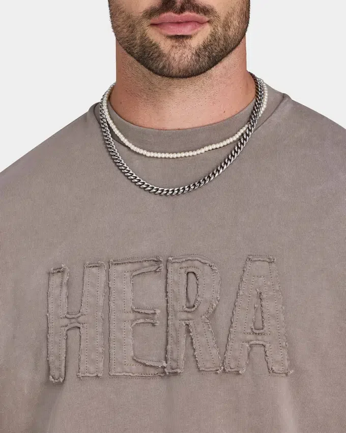Herren-Signature-T-Shirt in charakteristischer Washed-Optik und Oversize-Passform Herren-Signature-T-Shirt in charakteristischer Washed-Optik und Oversize-Passform