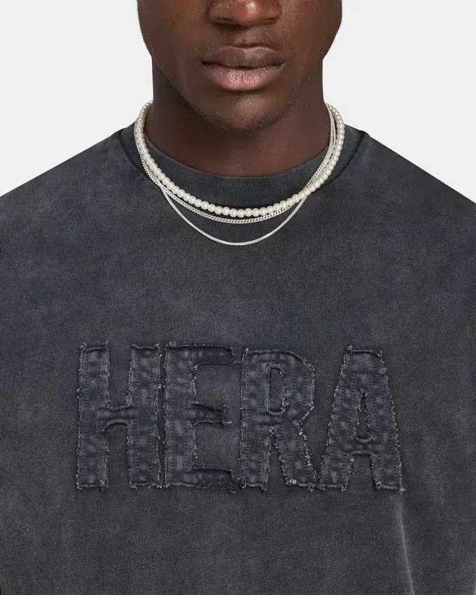Herren-Signature-T-Shirt in charakteristischer Washed-Optik und Oversize-Passform Herren-Signature-T-Shirt in charakteristischer Washed-Optik und Oversize-Passform