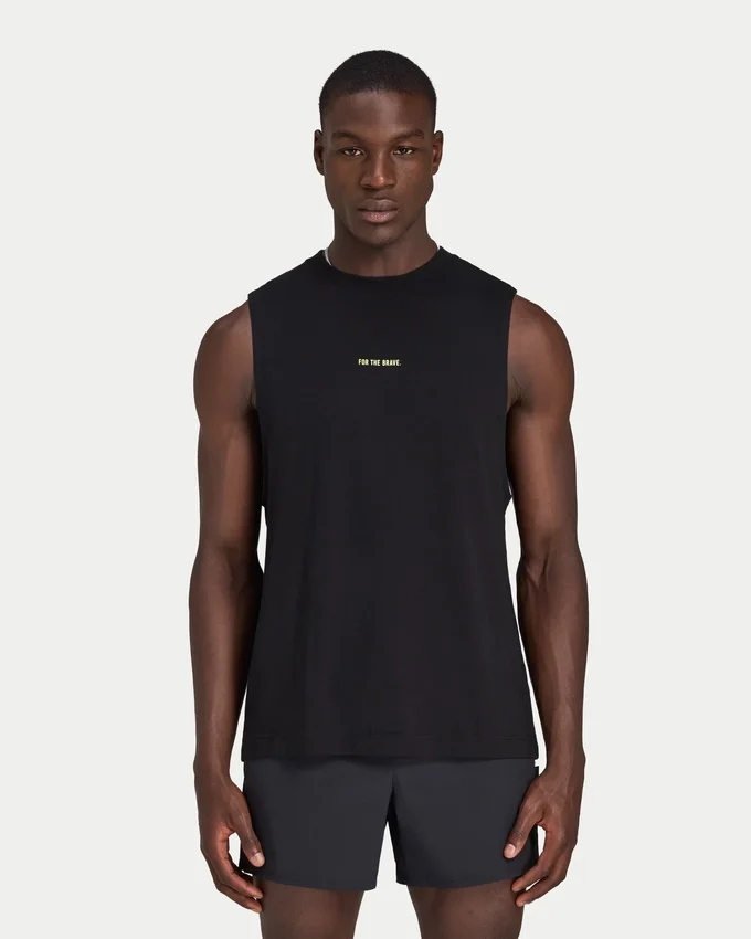 Herren-Tanktop „For the Brave“ in Oversize-Passform Herren-Tanktop „For the Brave“ in Oversize-Passform