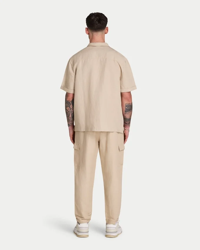 Kurzarm-Shorts-Hemd aus Leinen für Herren Kurzarm-Shorts-Hemd aus Leinen für Herren