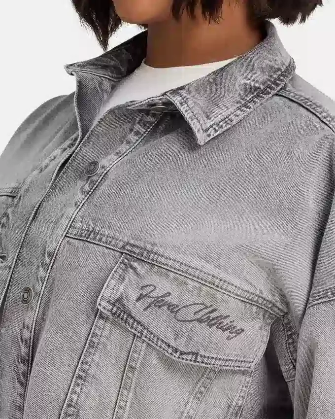 Kurze Denim-Jacke für Damen Kurze Denim-Jacke für Damen
