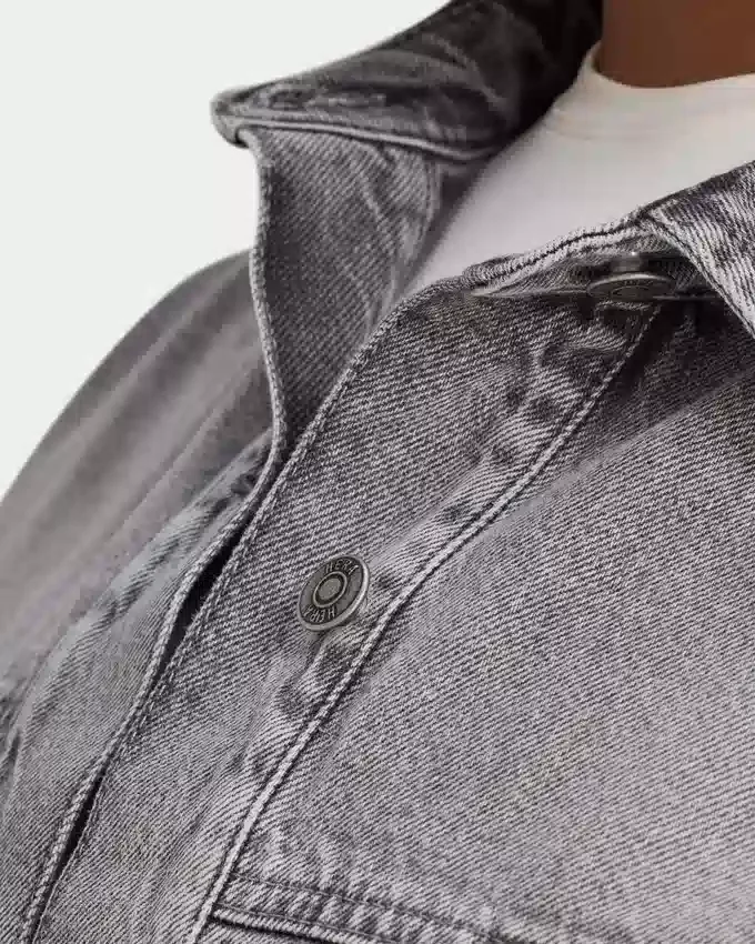 Kurze Denim-Jacke für Damen Kurze Denim-Jacke für Damen