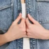 Kurzärmeliges Denim-Shirt für Damen in Shorts Kurzärmeliges Denim-Shirt für Damen in Shorts