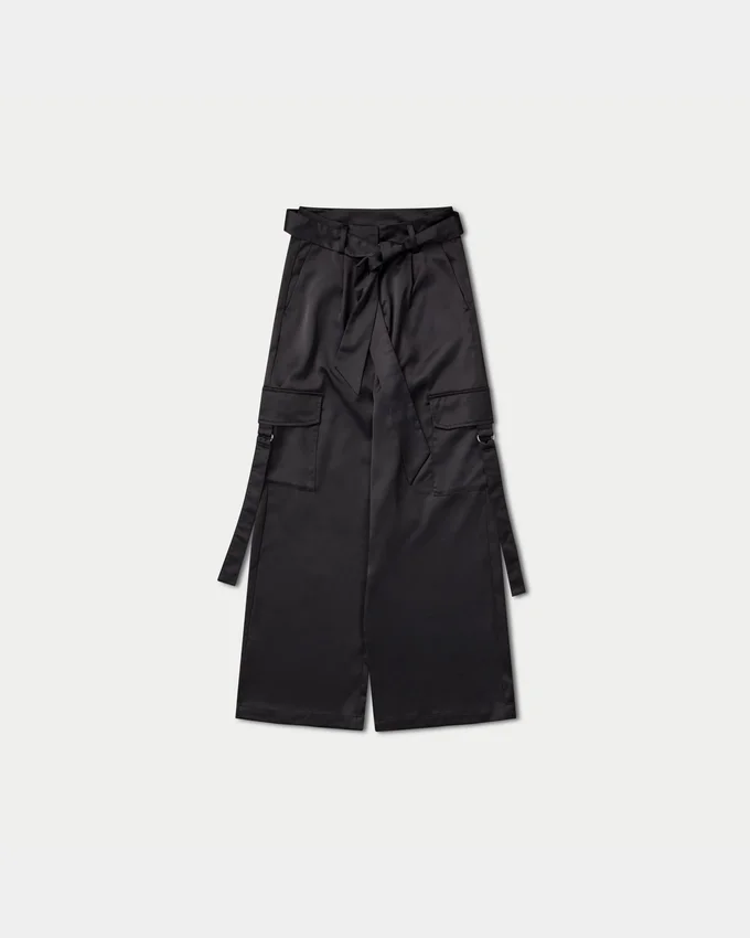Maßgeschneiderte Cargohose für Damen Maßgeschneiderte Cargohose für Damen