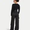 Maßgeschneiderte Cargohose für Damen Maßgeschneiderte Cargohose für Damen