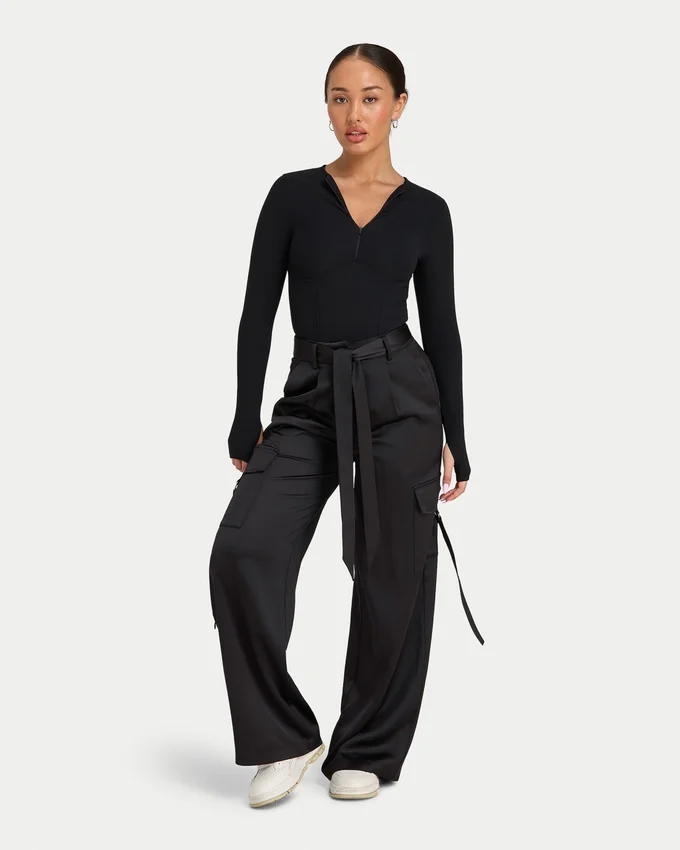 Maßgeschneiderte Cargohose für Damen Maßgeschneiderte Cargohose für Damen