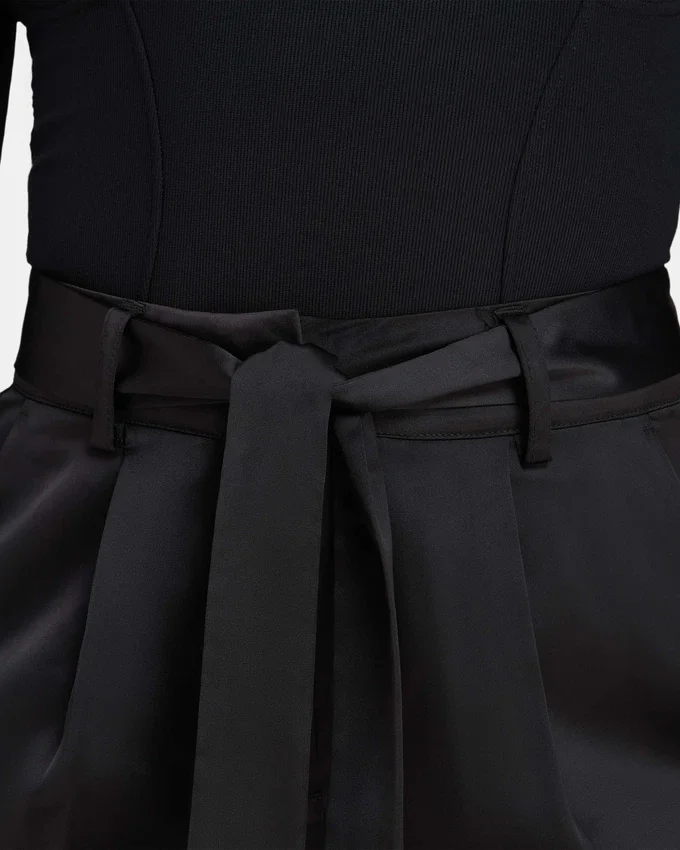 Maßgeschneiderte Cargohose für Damen Maßgeschneiderte Cargohose für Damen