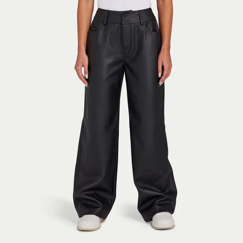 Rewear Damenhose aus Kunstleder mit weitem Bein – schwarz Rewear Damenhose aus Kunstleder mit weitem Bein – schwarz