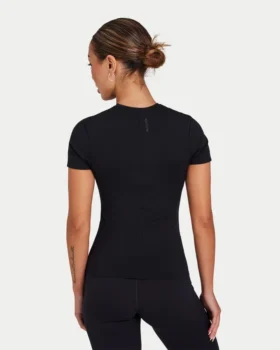 Unverzichtbares Damen-T-Shirt – schwarz