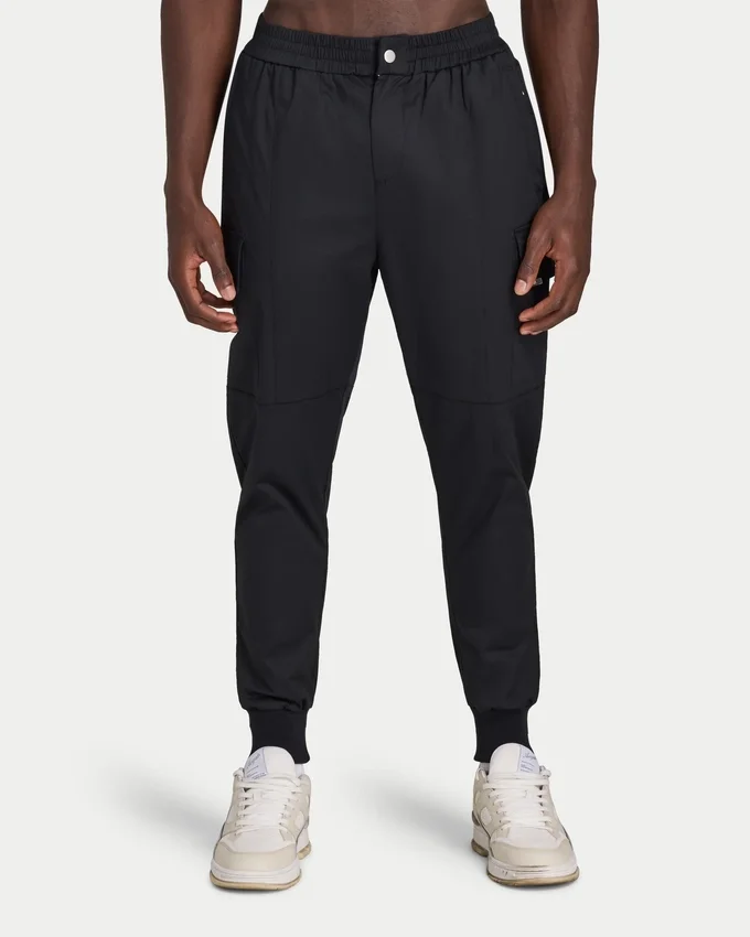 Utility-Cargohose für Herren mit konischer Passform Utility-Cargohose für Herren mit konischer Passform