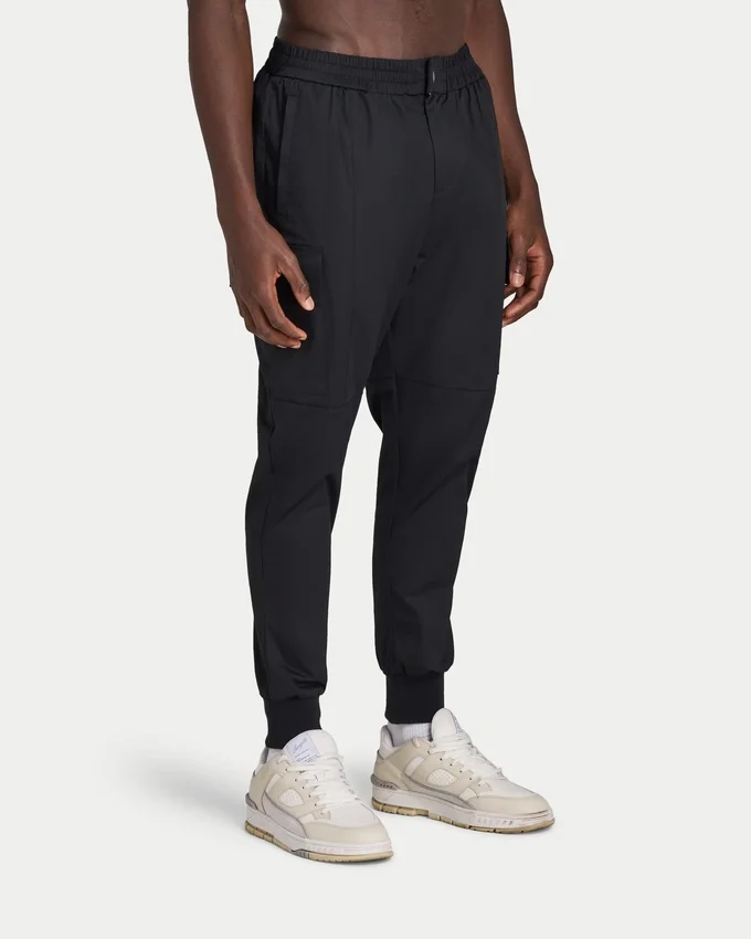 Utility-Cargohose für Herren mit konischer Passform Utility-Cargohose für Herren mit konischer Passform